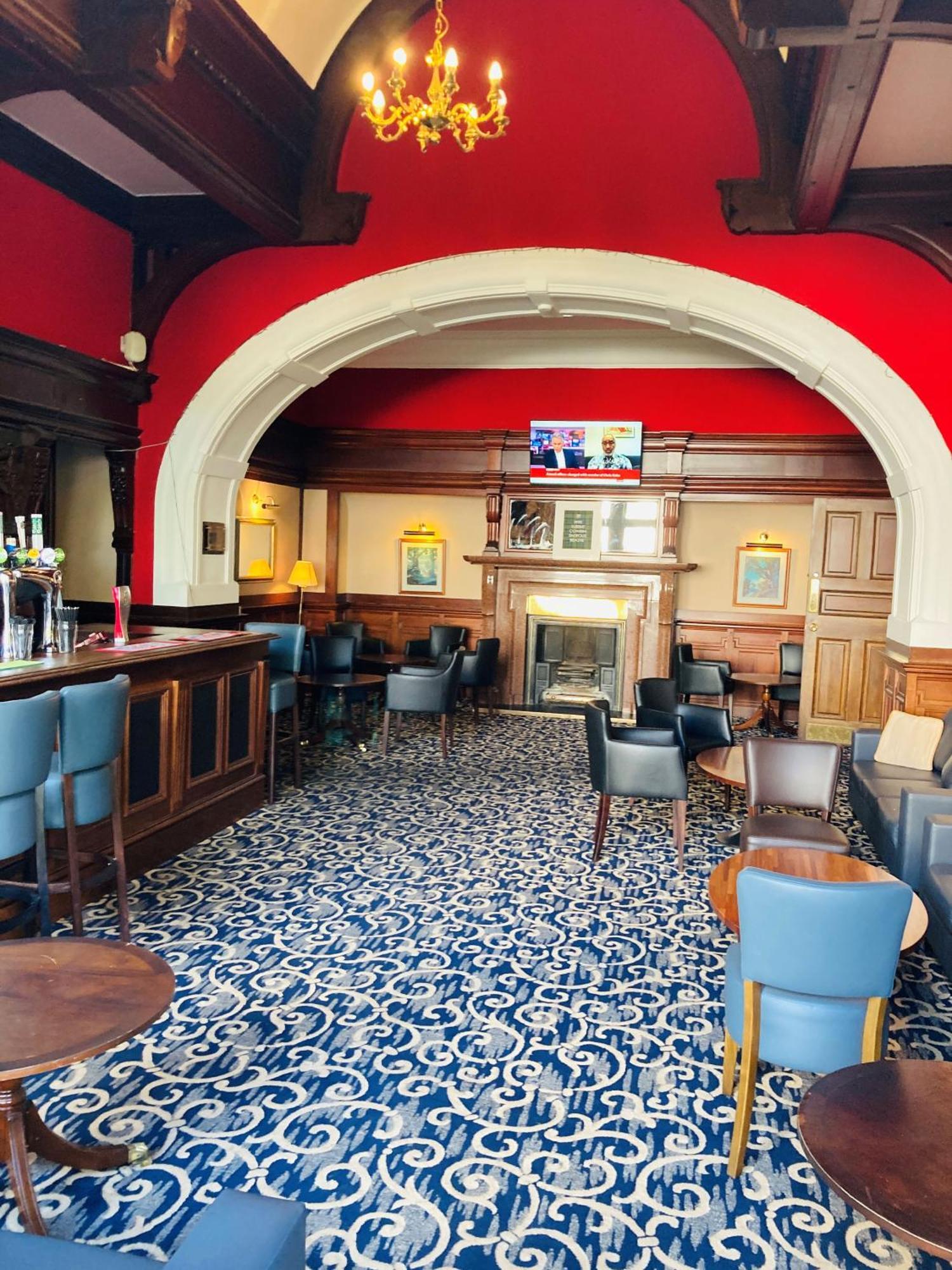 פרסטוויק Adamton Country House Hotel מראה חיצוני תמונה