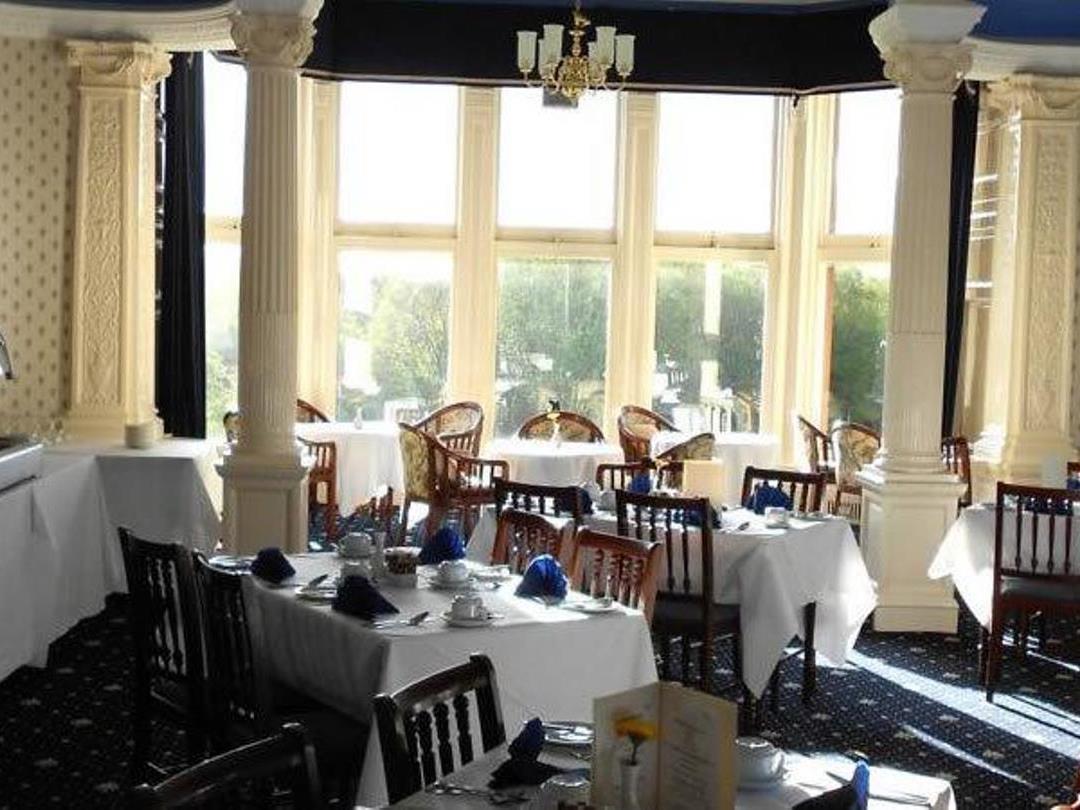 פרסטוויק Adamton Country House Hotel מראה חיצוני תמונה