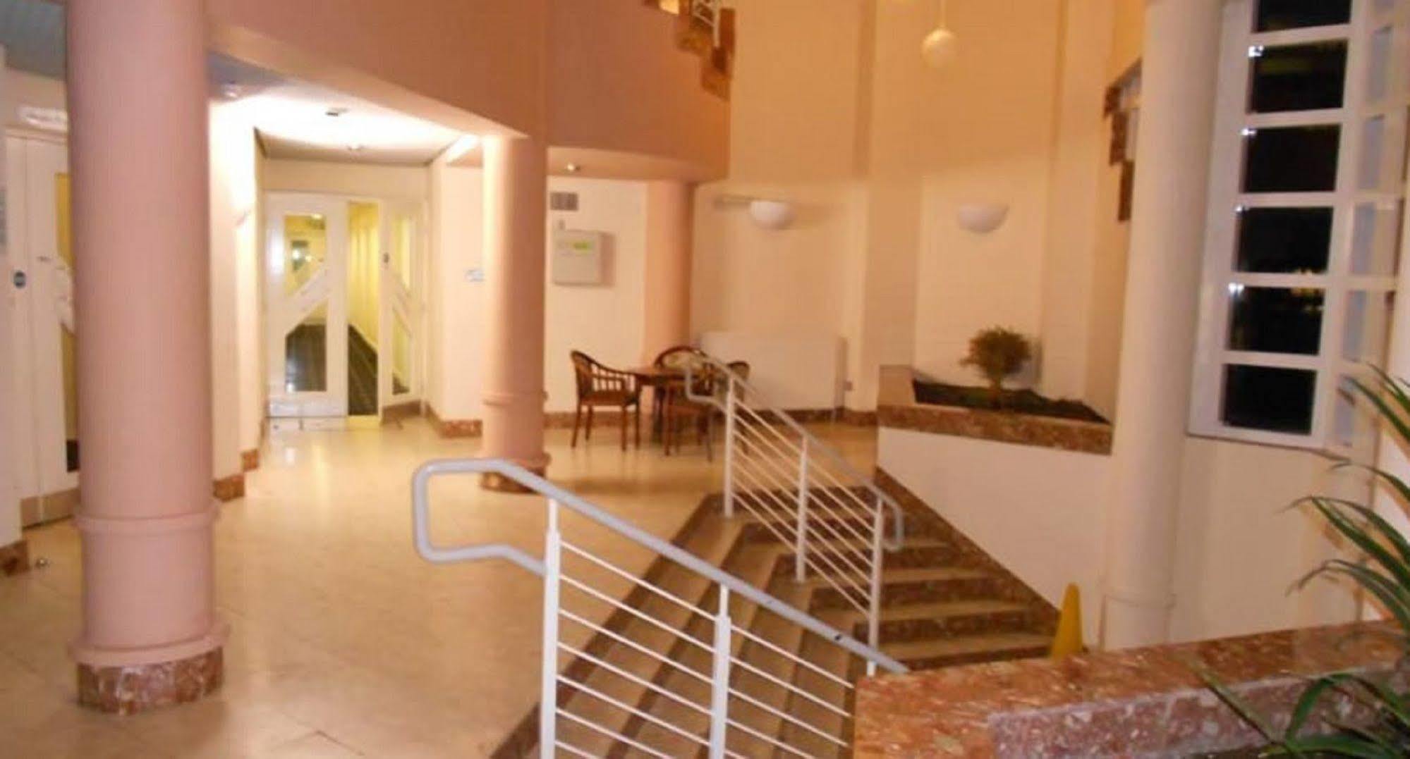 פרסטוויק Adamton Country House Hotel מראה חיצוני תמונה
